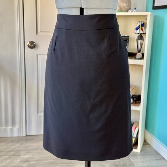 J. Crew Original Fit Black Wool Blend Pencil Skirt (size 0) - Picture 4 of 15